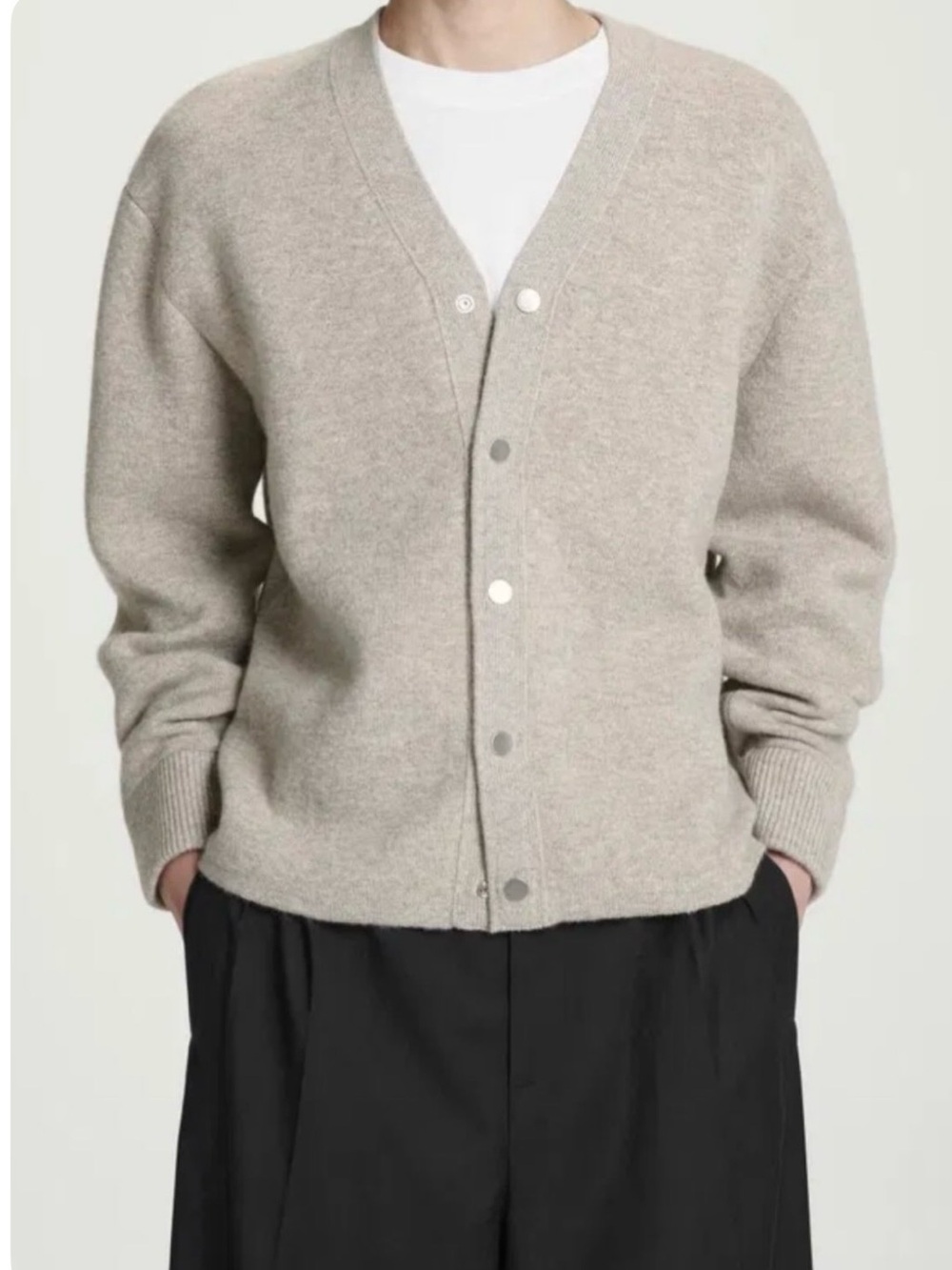 COS Men’s 
Double-Faced Wool V-Neck Cardigan